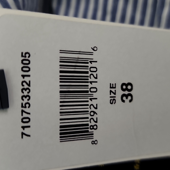 Polo shorts - Picture 3 of 3